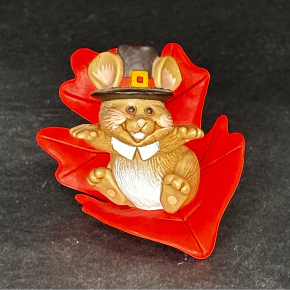 Hallmark Other - Vintage Hallmark Merry Miniatures Thanksgiving Pilgrim Mouse on Orange Leaf 1982
